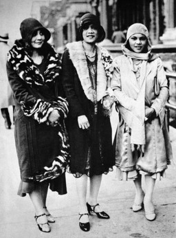 Black and white photo of three women