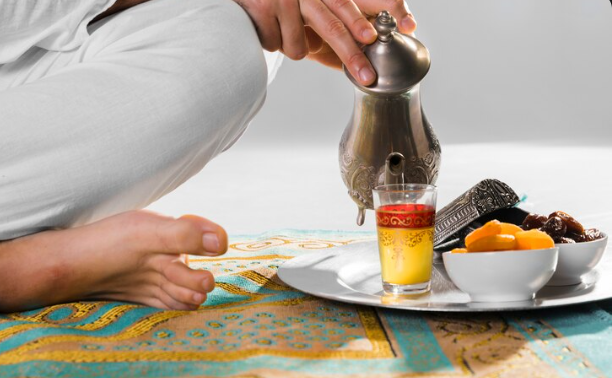 serving tea with dried fruit snacks for break